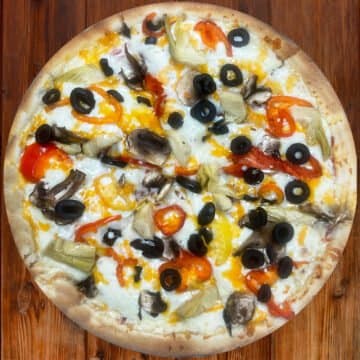 Mediterranean Pizza