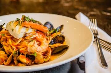 Seafood Crêpes