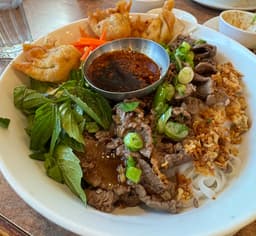 Pho Huydat Vietnamese Noodle House — gallery photo 5