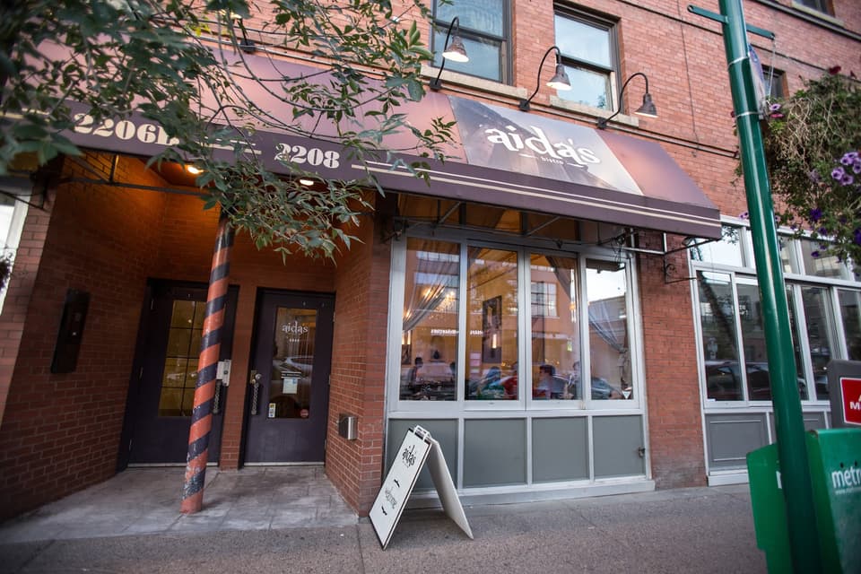 Aida's Bistro — dining room photo 1