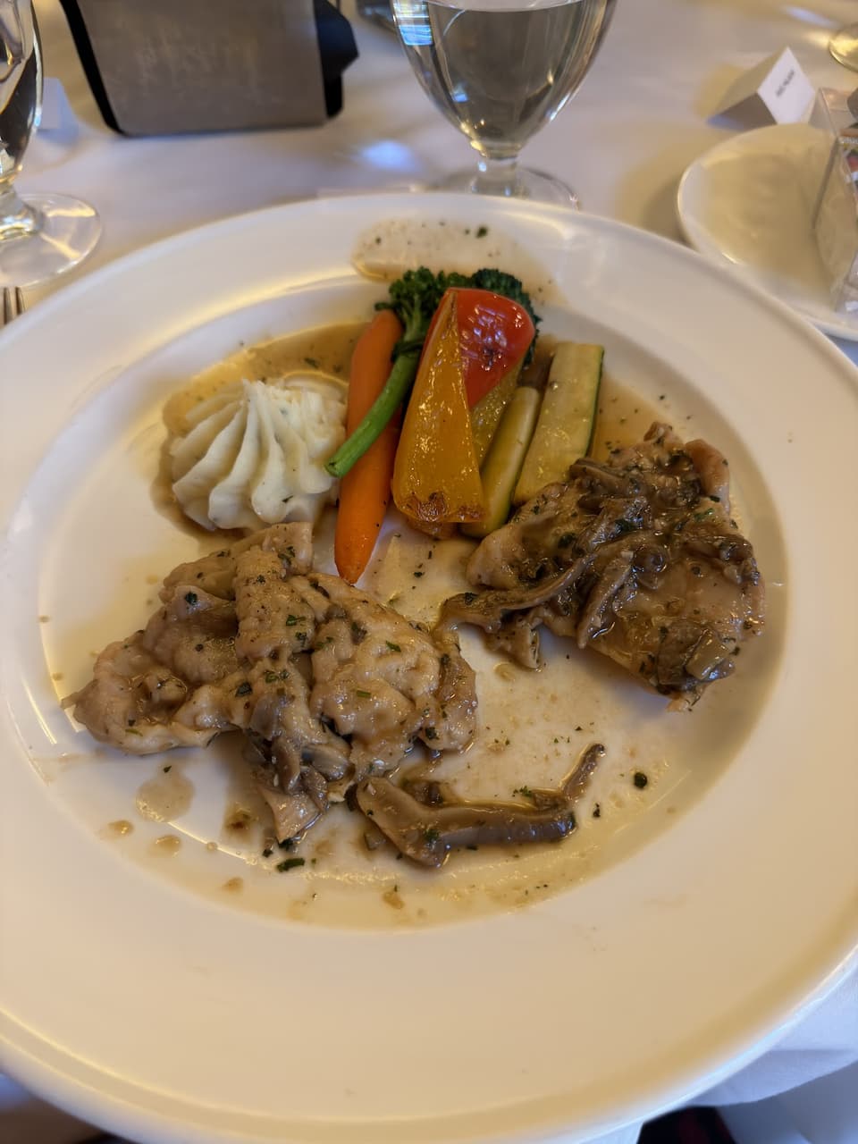 Centini — dining room photo 3