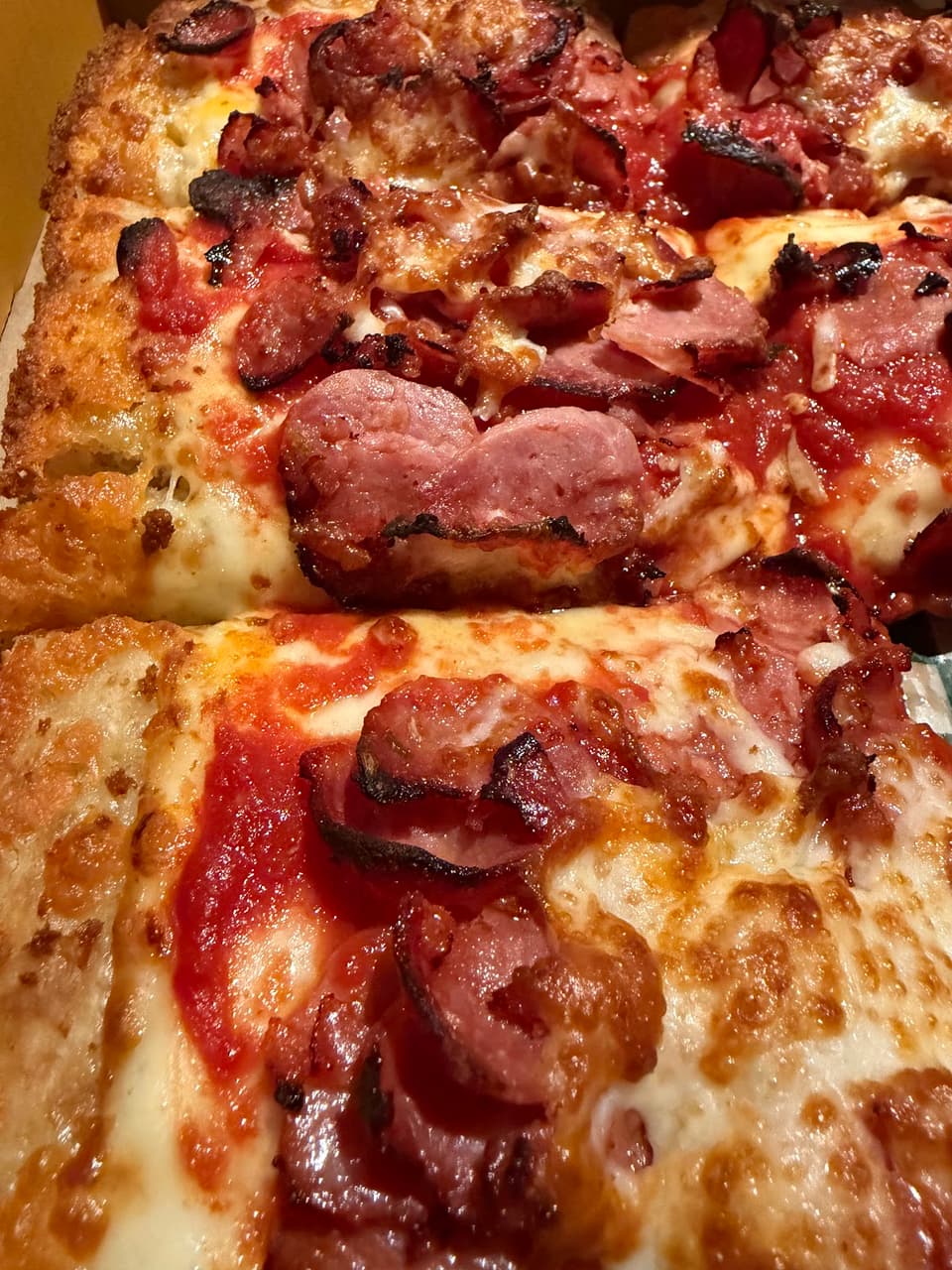 Connie & John's Pizza — dining room photo 3