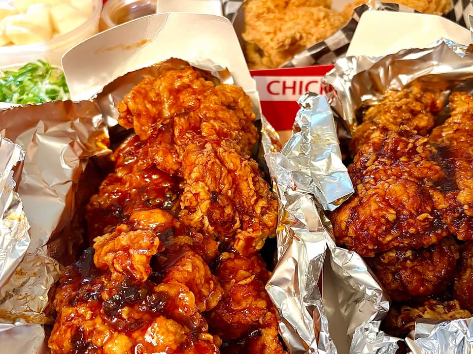 Chicken Avenue — dining room photo 3