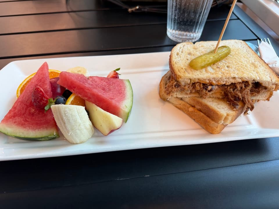 Namo Cafe Bistro (Beltline) — dining room photo 1