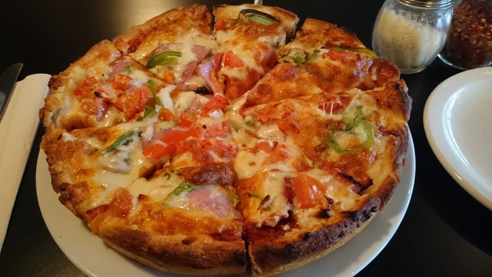 Michael's Pizza Restaurant & Delivery 2
