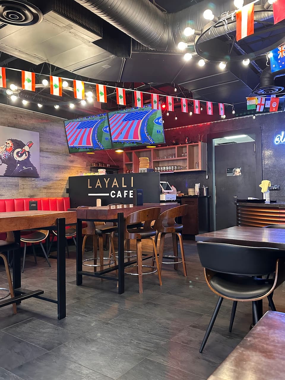 Layali Cafe — dining room photo 2