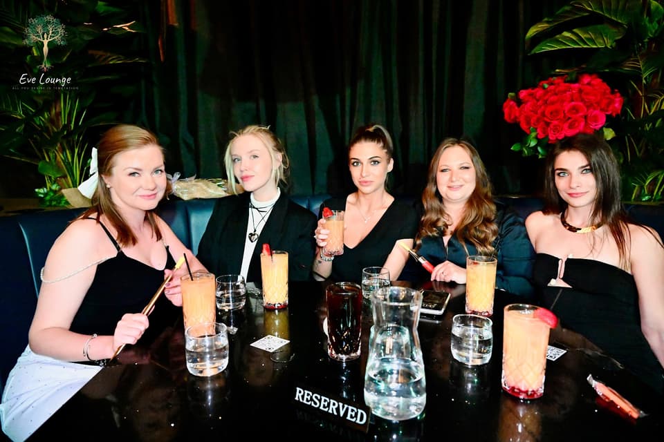 Eve Lounge 3