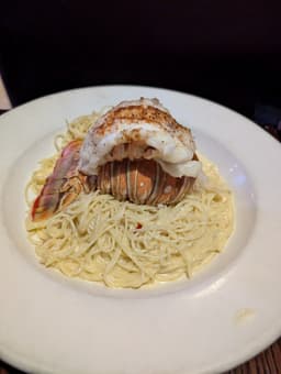 Embarcadero Wine & Oyster Bar — gallery photo 6