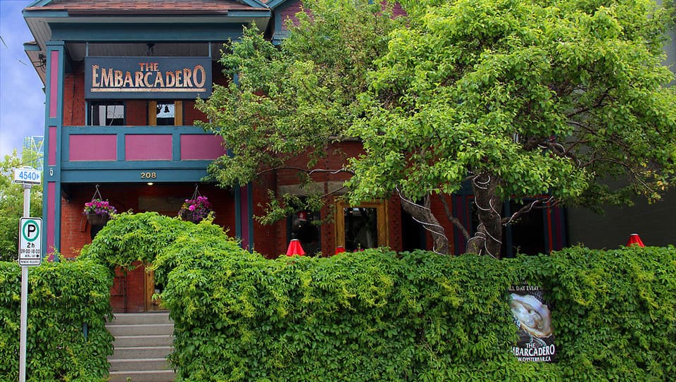 Embarcadero Wine & Oyster Bar 3
