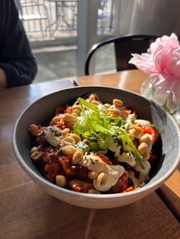 The Street Eatery — gallery photo 10