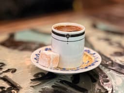Café Portrait — gallery photo 1