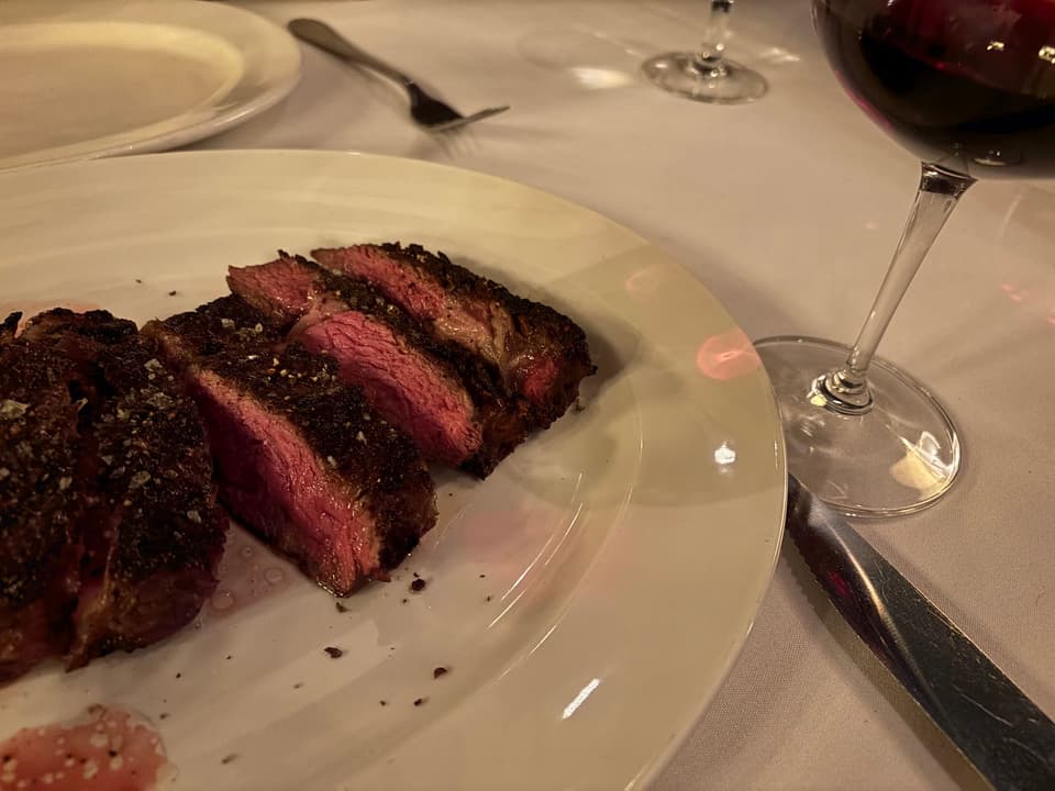 Vintage Chophouse and Tavern 3