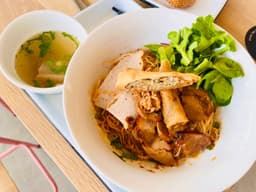 Pure Street Food — gallery photo 9