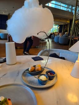 H Tasting Lounge — gallery photo 7