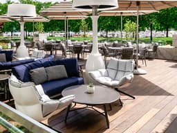 H Tasting Lounge — gallery photo 8
