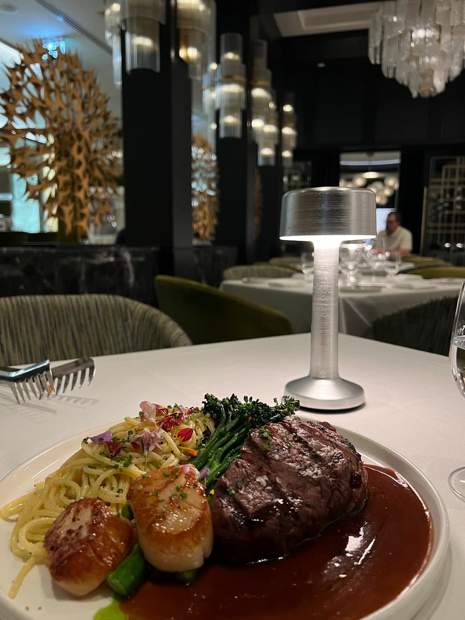 Luca Restaurant 3