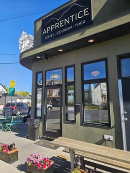 Apprentice Cafe — gallery photo 10
