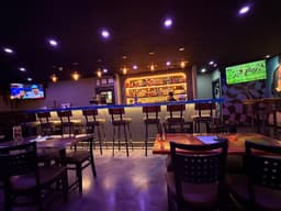 Bizarre Gastro Pub — gallery photo 4