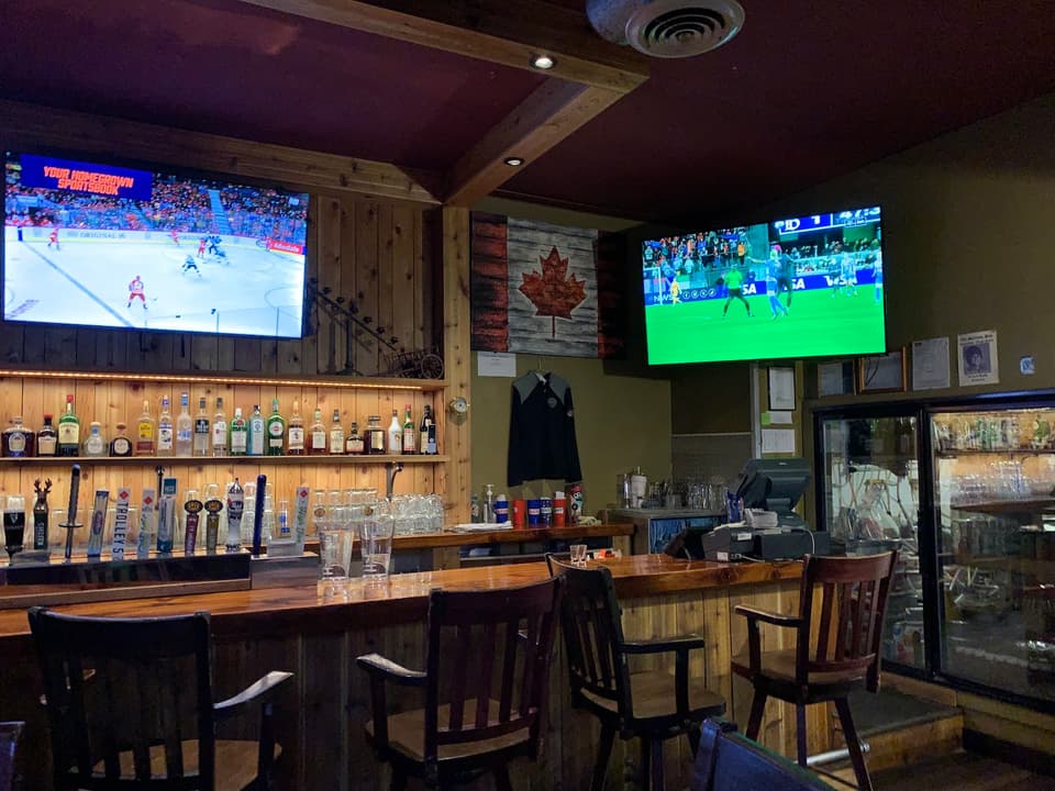 The Garrison Pub & Eatery 3