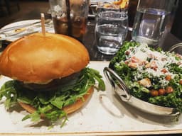 ONE18 EMPIRE — gallery photo 3