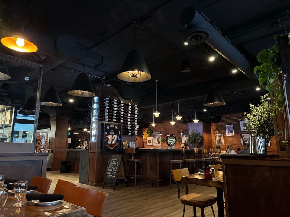 Toscana Italian Grill on 10th 3