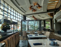 ARC RESTAURANT — gallery photo 4