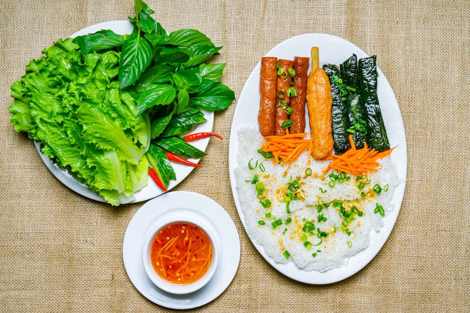 Saigon Maxim (Mission) — dining room photo 3