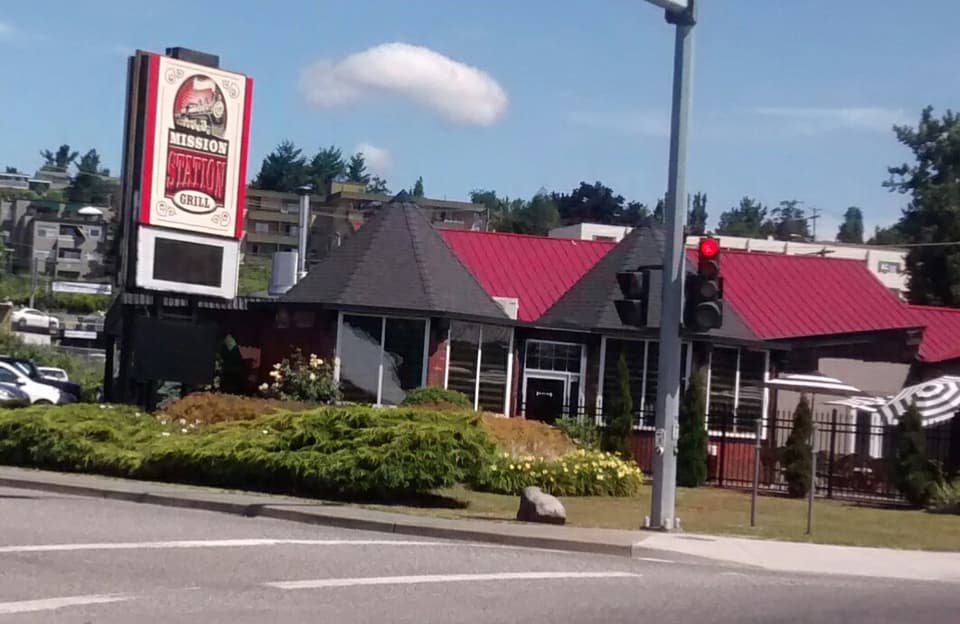 Mission Station Grill 1