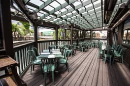 Bottlescrew Bill's Pub — gallery photo 2