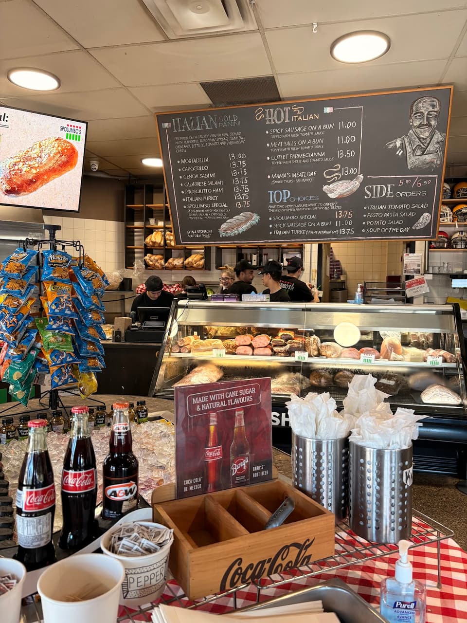 Spolumbo's Fine Foods & Deli — dining room photo 3