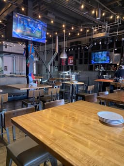 Trolley 5 Brewpub — gallery photo 2