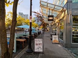 Caviar Bistro — gallery photo 3