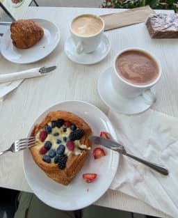 Caviar Bistro — gallery photo 7