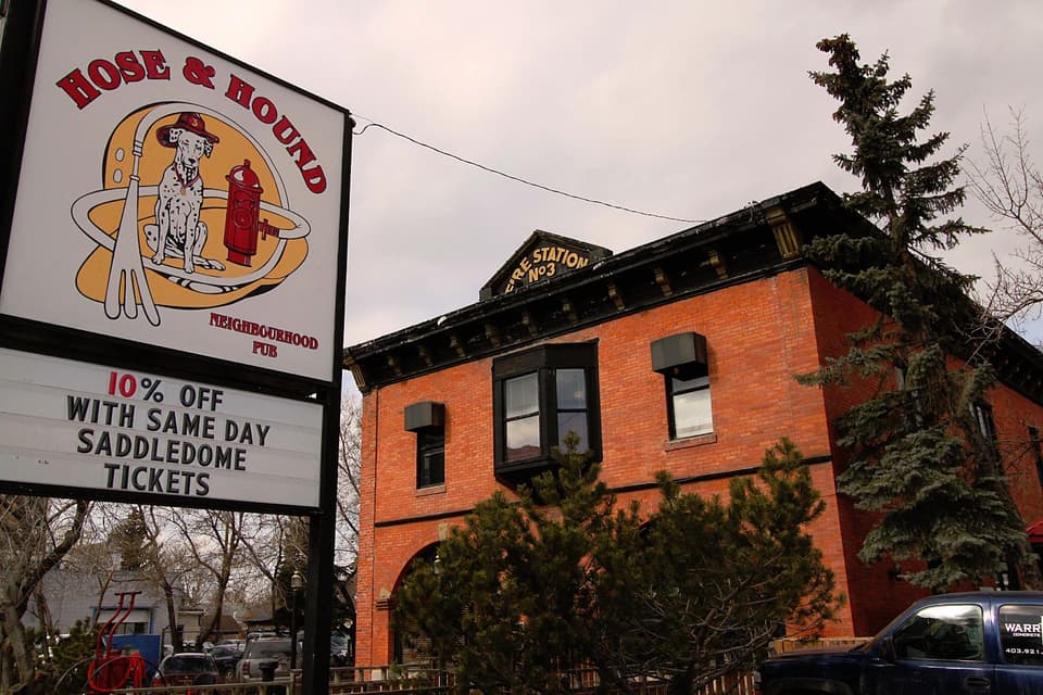 The Hose and Hound Neighbourhood Pub 1