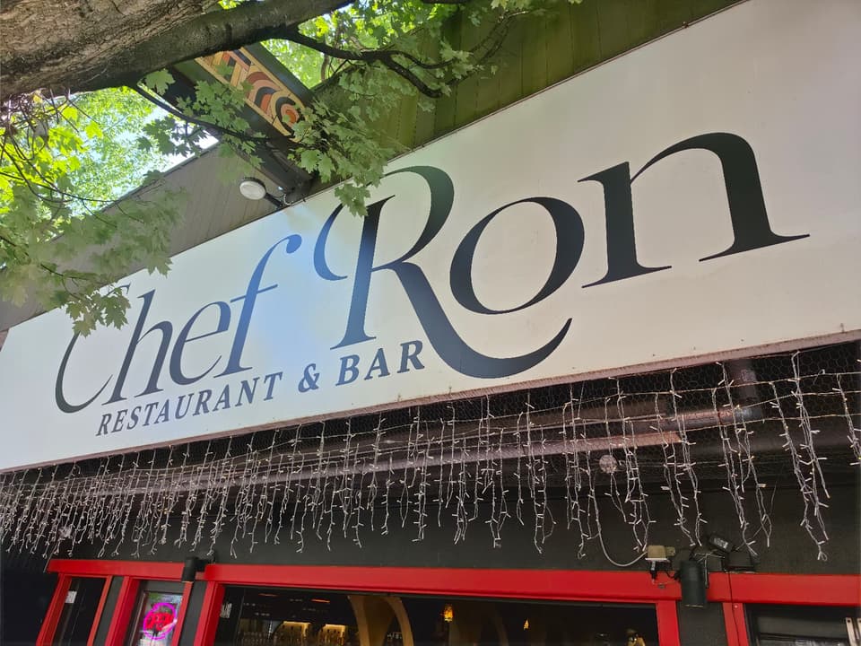 Chef Ron Restaurant & Bar 2