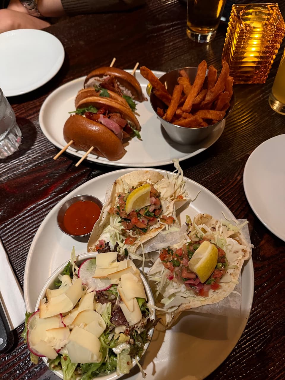 LOCAL Public Eatery 8th Avenue — dining room photo 2