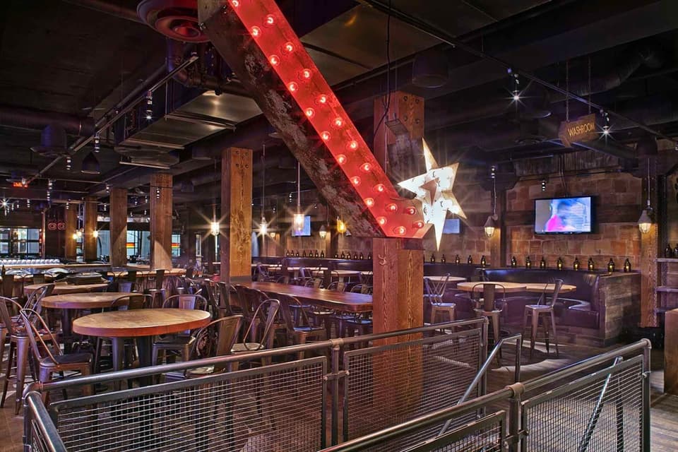 LOCAL Public Eatery 8th Avenue 1